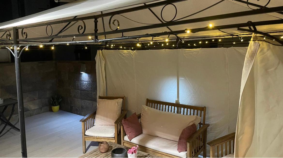 Apartamento Los Naranjos De Santa Justa Sevilla Exterior foto